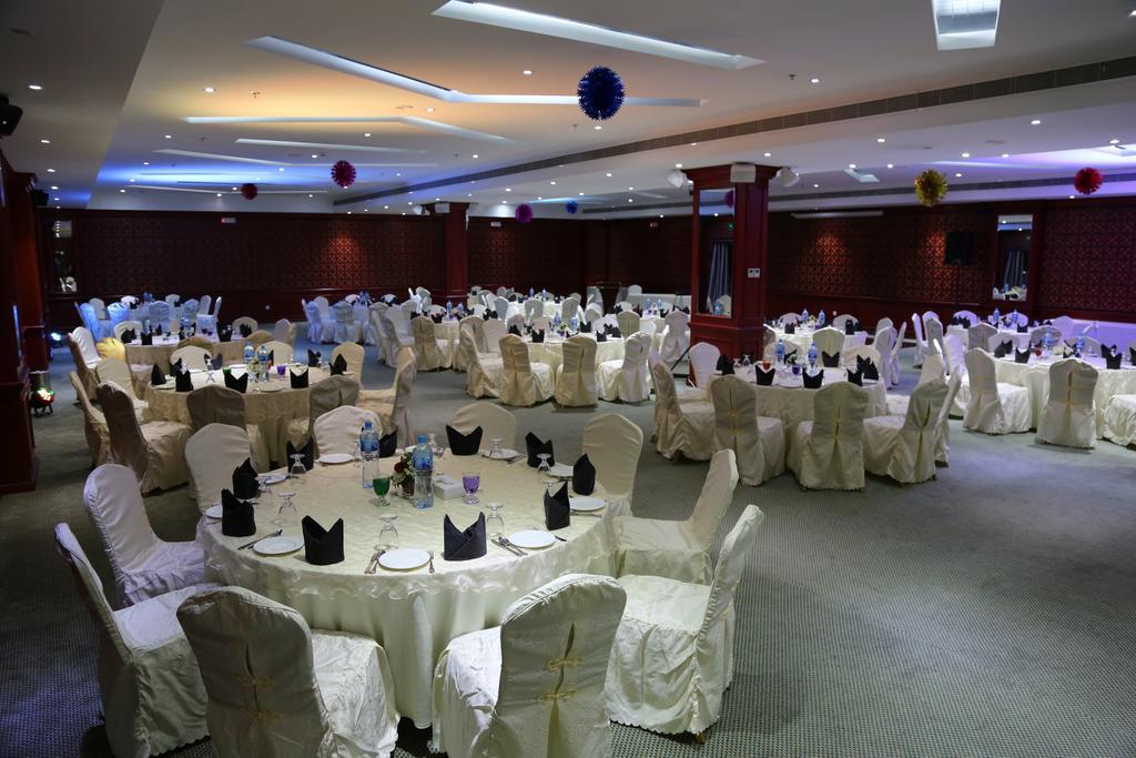 The Olive Hotel, Juffair Manama Eksteriør billede
