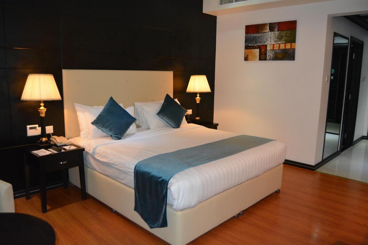 The Olive Hotel, Juffair Manama Eksteriør billede